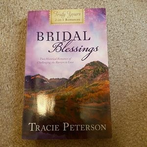 💝NEW ITEM💝3/$10 2-in-1 Romance Novel. Bundle with other 3/$10 items to save!